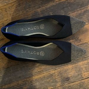 ROTHY’S black gold captoe points size 8.5